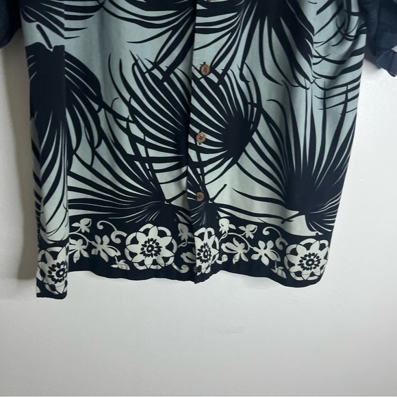 Tommy Bahama 100% SILK Mens Button Up Short Sleeve Shirt Hawaiian Print Casual L - Picture 4 of 11